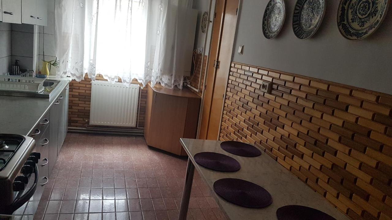 Ultracentral Beka Racadau Brașov Exterior foto
